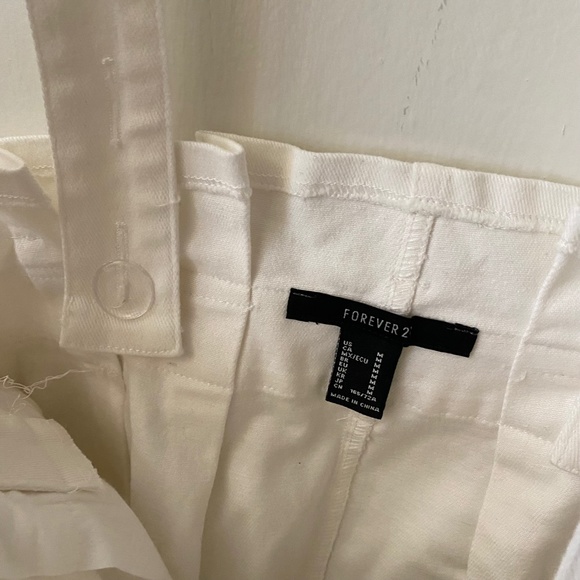 forever 21 overall paperboy suspender shorts - Picture 5 of 5